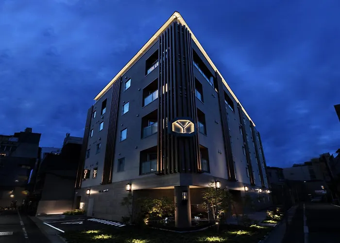 Y-Hotel